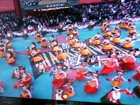 Macy Day Parade Hula